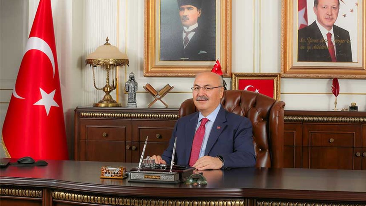 Adana Valisi Köşger: “Cumhuriyet, Milletimizin Onur Nişanıdır”