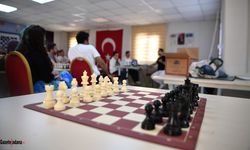 Satranç Antrenörlük Kursu Çukurova’da Başladı