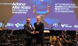 Güngör Geçer, “Sinema Barışın, Hukukun, Adaletin Dilidir”