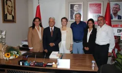 Berfu Salıcı Yakıt CHP İlçe Başkanlığı Görevini Devraldı