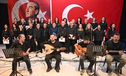Cumhuriyet Korosu’ndan Atatürk’e Duygu Yüklü Konser