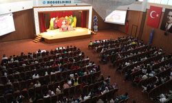 “Şeker Usta” Atatürk Kültür Merkezi’nde Minik Seyircilerle Buluştu