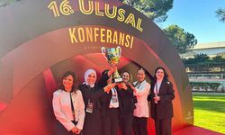 Adanalı Öğretmenlerden Ulusal Gurur