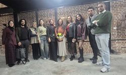 Aytuna Cora’nın “Ben Hâlâ O Evin İçindeyim” Sergisi Adana’da Yoğun İlgi Görüyor