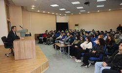 Rektör Beriş Öğrencilerle Buluşmaya Devam Ediyor