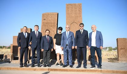 “Kutlu Mirasa Canımız Pahasına Sahip Çıkacağız”