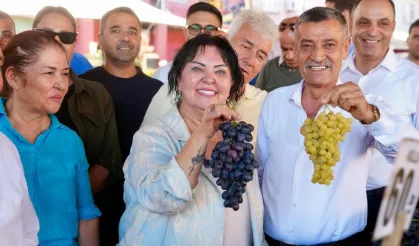 Başkan Vekili Akkan Esnaf ve Vatandaşla Buluştu