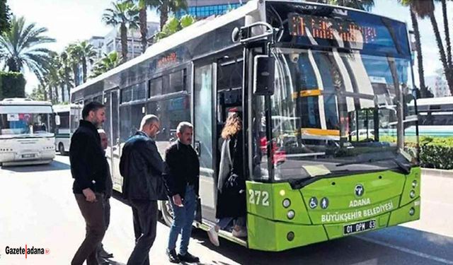 Türkiye'ye Örnek Davranış: Büyükşehir Otobüslerinde Öğrenci Ücreti Yarıya Düştü