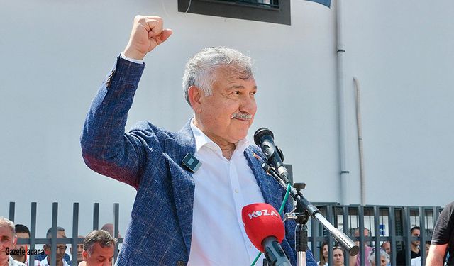 Başkan Karalar, Kendisine Sevgi Gösterisinde Bulunan Kalabalığa Bu Sözlerle Seslendi;