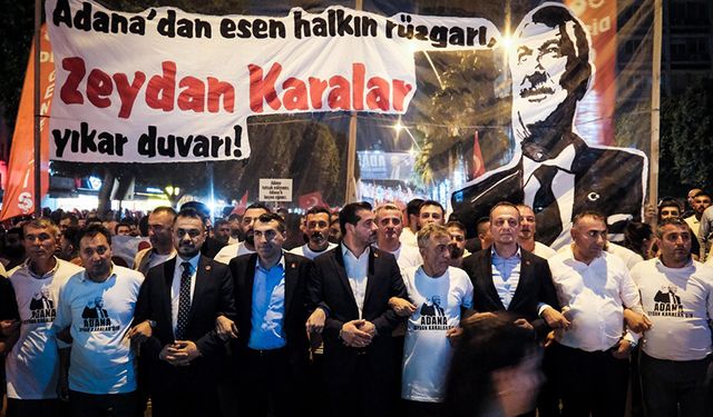 Zeydan Karalar İçin On Binler Alanlarda
