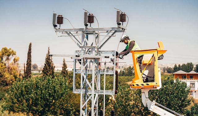 Toroslar EDAŞ Adana’nın artan enerji talebini yatırımlarıyla karşılıyor
