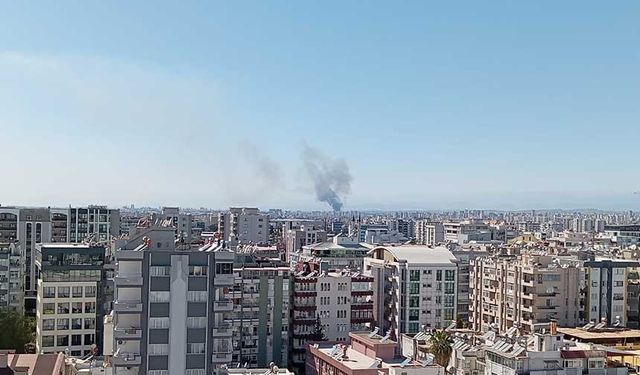 Geri Dönüşüm Fabrikasında Yangın