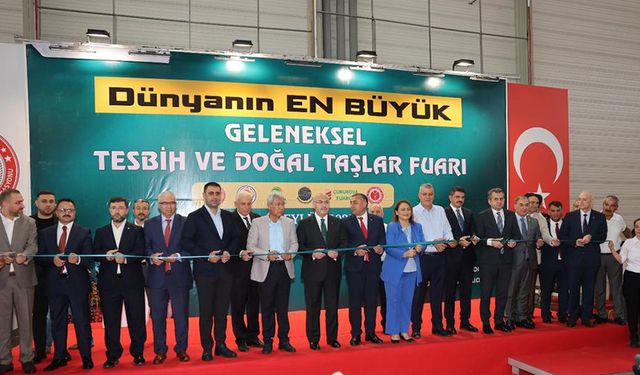 Tespih ve Doğal Taşlar Fuarı kapılarını açtı