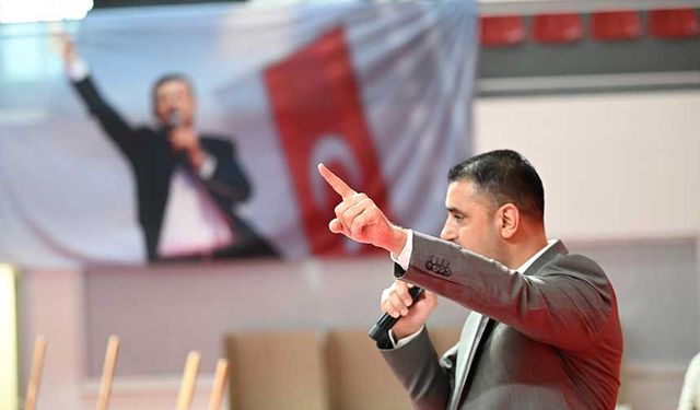 Emrah Kozay "AK Parti'ye Geçecek" İddialarına Yanıt Verdi