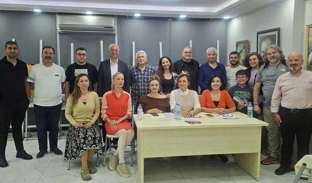 “Fark Et, Dur De!” Söyleşisinde Şiddetin Kaynakları ve Çözüm Yolları Masaya Yatırıldı