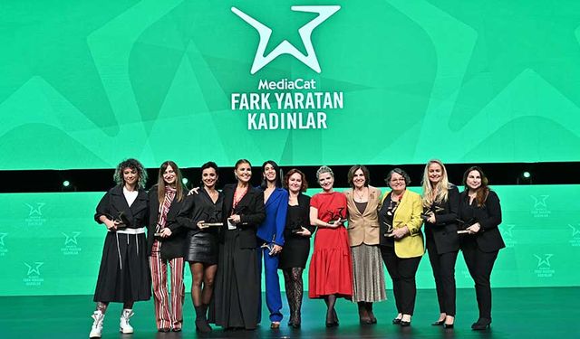 Fark Yaratan Kadınlar 13. Kez Sahnede