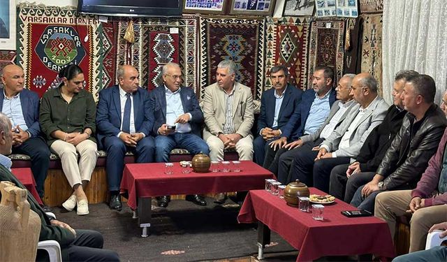 MHP Adana İl Başkanlığı, Sahada Yoğun Mesaiyle Çalışmalarını Sürdürüyor