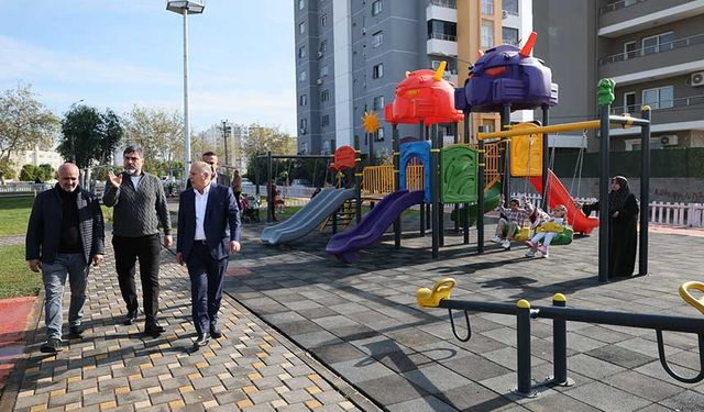 Başkan Demirçalı Özgür Mahalle Parkı’nı Gezdi