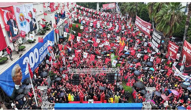 10 binlerce Adanalı Zeydan Karalar’a özgürlük için toplandı