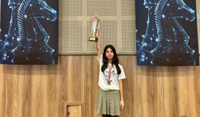 Kenti Gururlandıran Başarı: Melis Emekli Türkiye 3.’sü Oldu