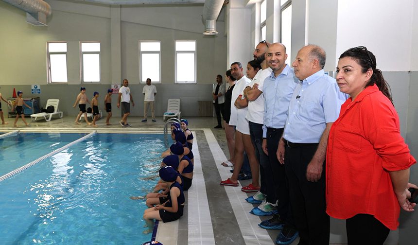 Yüreğir’de Yüzme Kursları Başladı