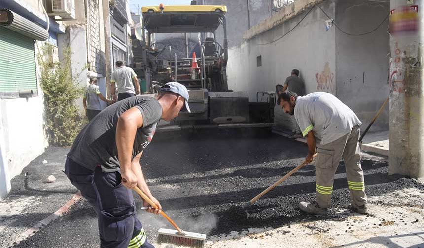 Seyhan Belediyesi asfaltta hız kesmiyor