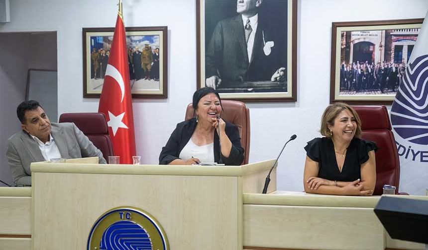 İSTİŞARELER SAHAYA TAŞINIYOR