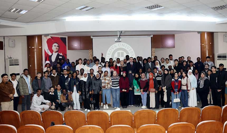 Rektör Prof. Dr. Hamit Emrah Beriş Uluslararası Öğrencilerle Buluştu