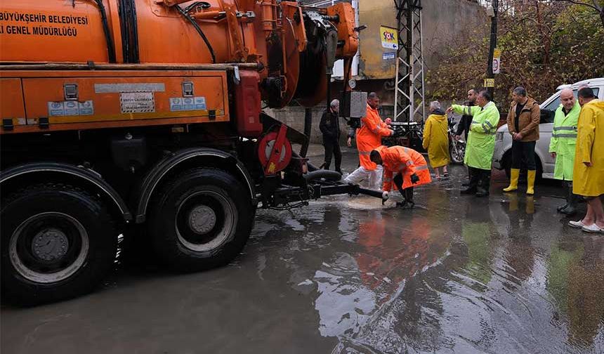 Güngör Geçer: Büyükşehir Aralıksız Müdahale Ediyor