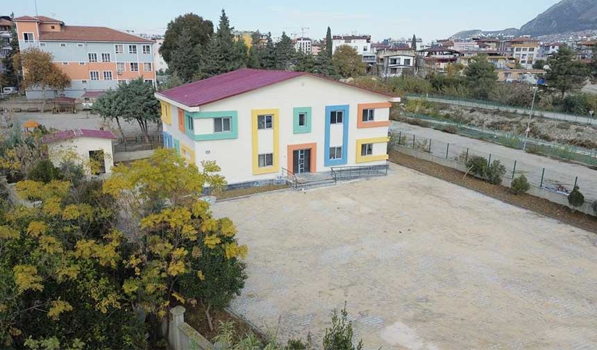 Ahbap iş birliğiyle Hatay’da Gençlik Merkezi açıldı