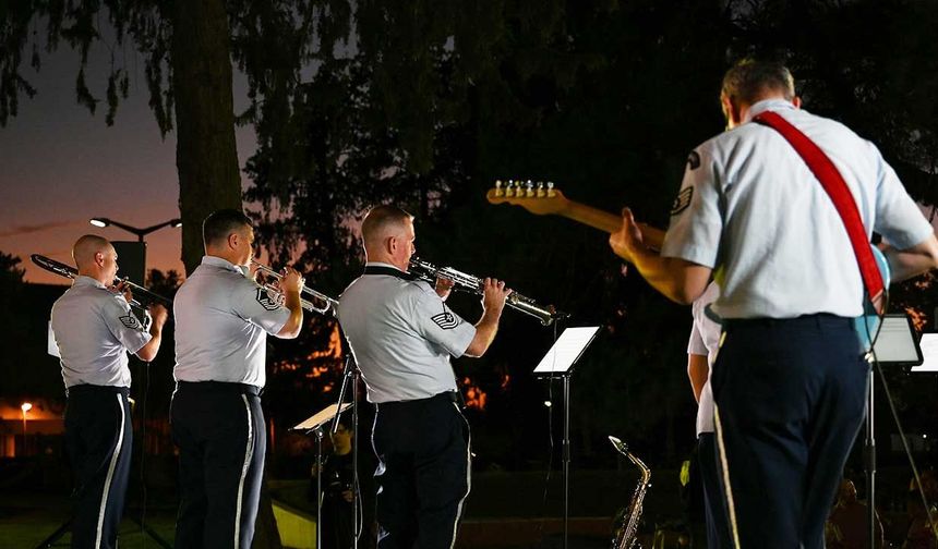 USAFE Orkestrası Büyüledi
