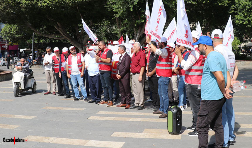 Adana'da Tek Gıda İş Üyelerinden Polonez İşçilerine Destek