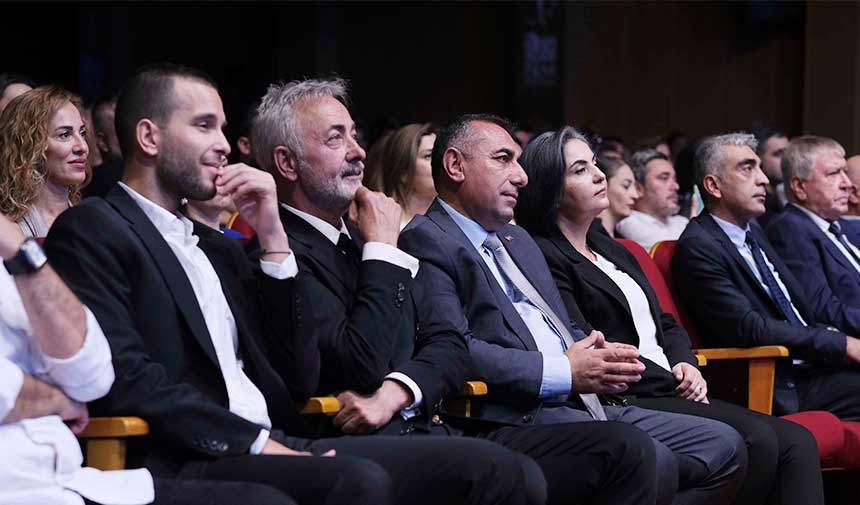 Onur Odulleri Toreni 7
