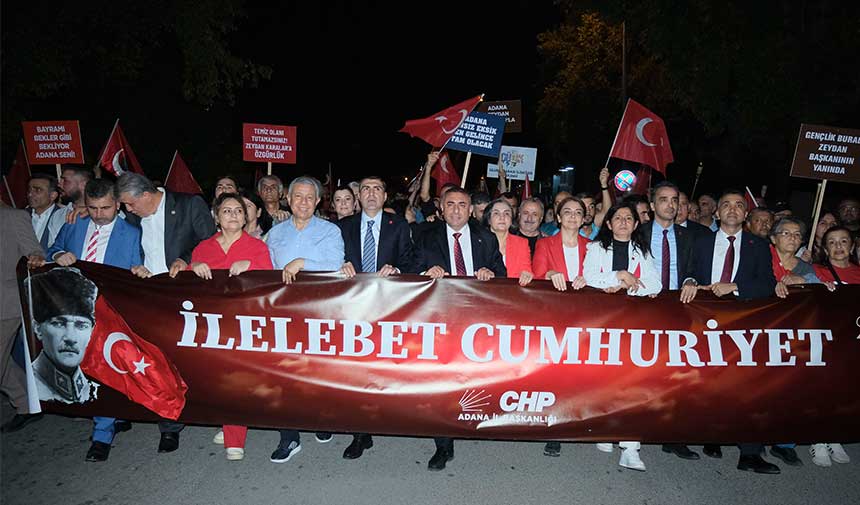 Adana Cumhuriyet Coskusu 3