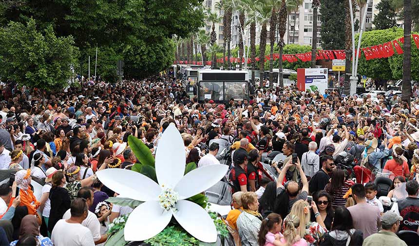 Nisan Da Adana Da Portakal Cicegi Karnavali 2