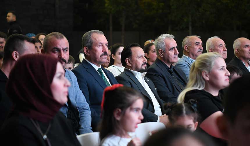 Saricamda Ogretmenler Gunu Kutlamasi 1