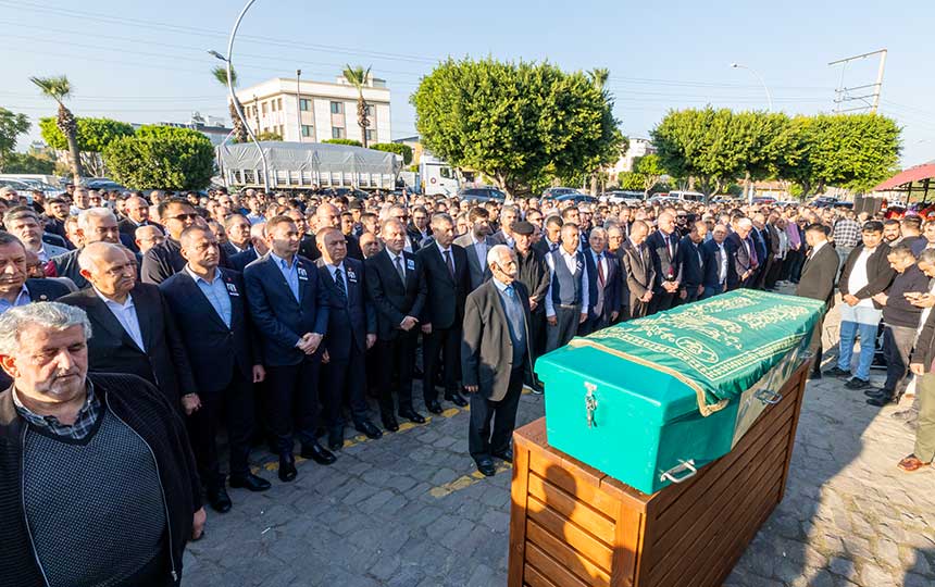 Vahap Secer In Aci Gunu 1