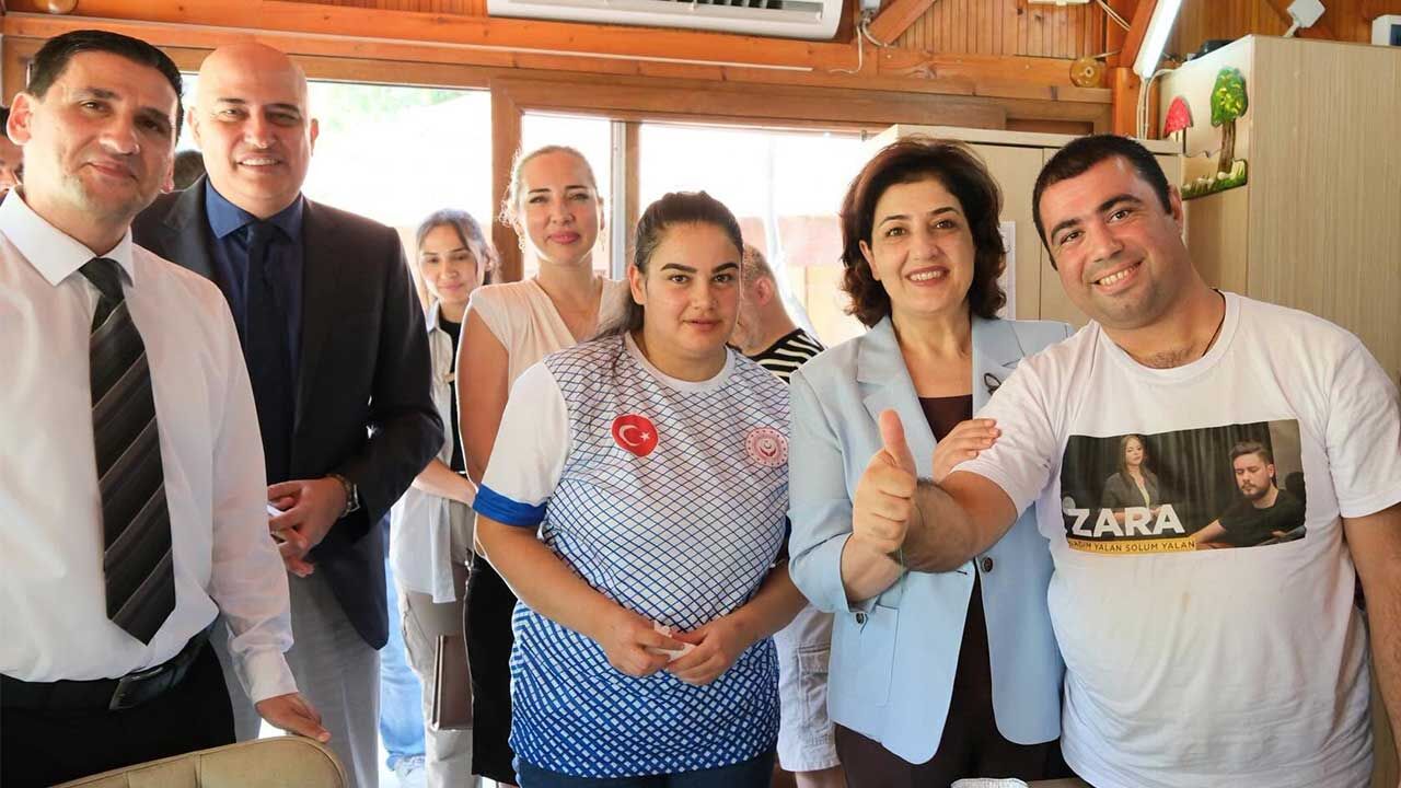 Özel Gereksinimli Çocuklarla buluştu